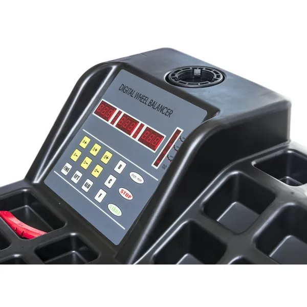 Vyvažovačka kolies W-220 REDATS