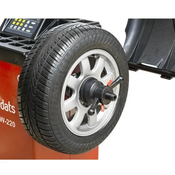 Vyvažovačka kolies W-220 REDATS