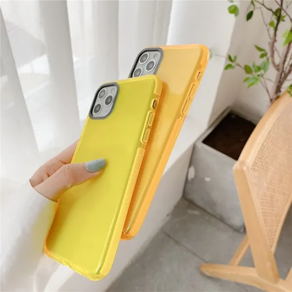 Innocent Neon Rugged Case iPhone XR - Neon Yellow