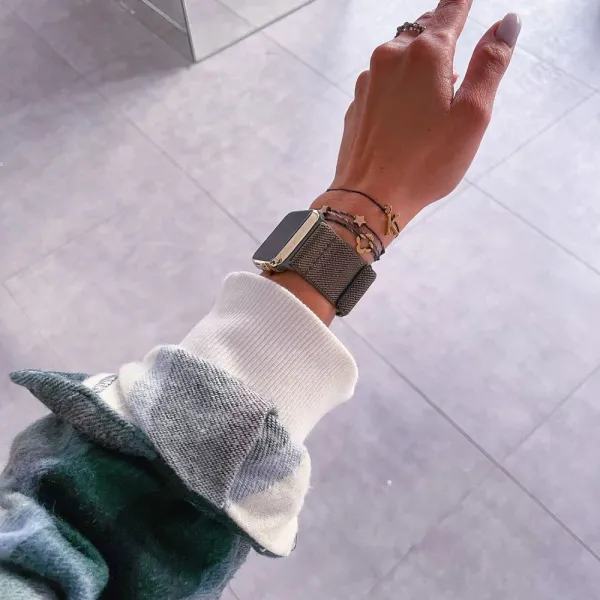 Innocent Sport Fit Apple Watch Band 42/44/45/49 mm - čierny