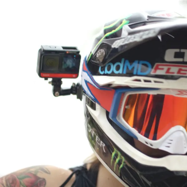 Helmet mount for Insta360 sports cameras (3,ONE RS, GO 2, ONE X2, ONE R) Varianta: uniwersalny