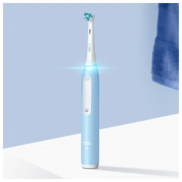 Elektrická zubná kefka Oral B iO Series 3 Ice Blue