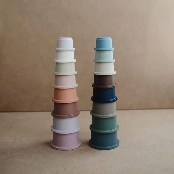 Mushie skladacia veža - Retro Farba: Retro