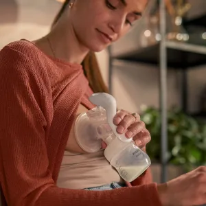 Avent VIA Poháriky s vrchnákom 180 ml 5 ks 8710103671688