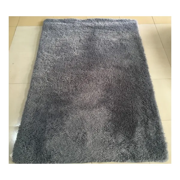 Koberec SILK sivý