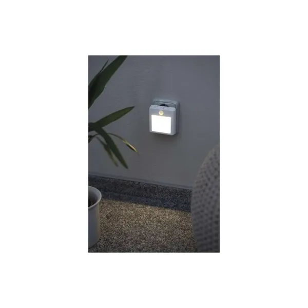 EMOS LED nočné svetlo P3319 s pohybovým čidlom do zásuvky