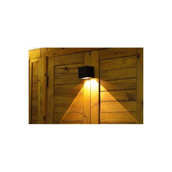 Lampa Strend Pro Garden, solárna, stena, 10x10x10 cm