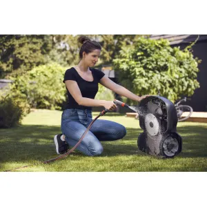 ROBOTICKÁ KOSAČKA HUSQVARNA AUTOMOWER 305