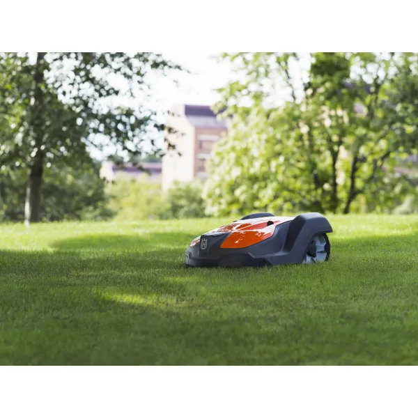 Robotická kosačka HUSQVARNA AUTOMOWER 550