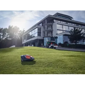 Robotická kosačka HUSQVARNA AUTOMOWER 550 EPOS