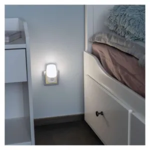 EMOS LED nočné svetlo P3318 s pohybovým čidlom do zásuvky