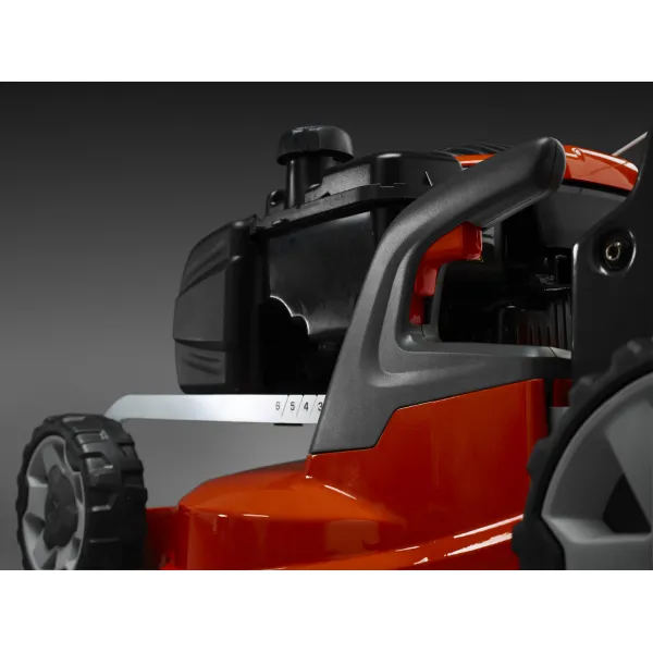 Akumulátorová kosačka Husqvarna LC 347iVX s Bluethooth