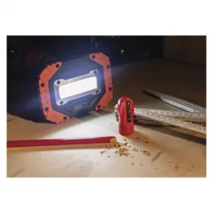EMOS COB LED pracovné svietidlo P4113, 700 lm, 4× AA