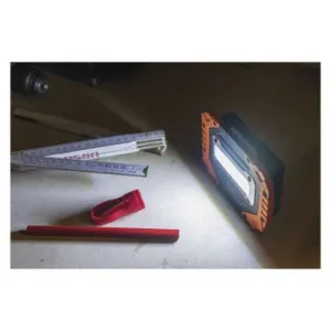 EMOS COB LED pracovné svietidlo P4113, 700 lm, 4× AA