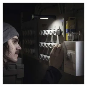 CREE + COB LED ručné svietidlo GP C33, 180 lm, 2× AA, fokus