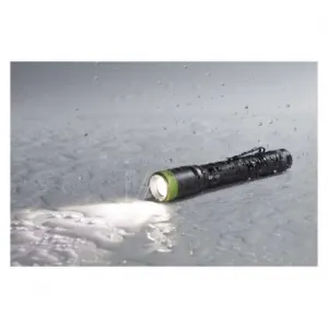 CREE + COB LED ručné svietidlo GP C33, 180 lm, 2× AA, fokus