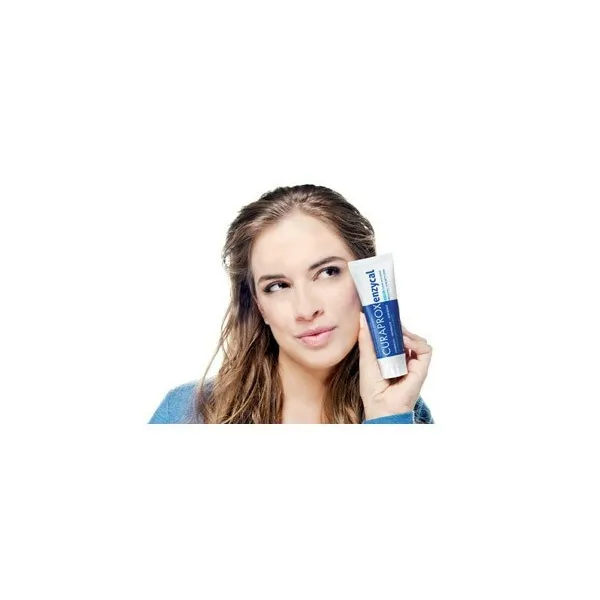 Curaprox Enzycal 950 zubná pasta 75 ml