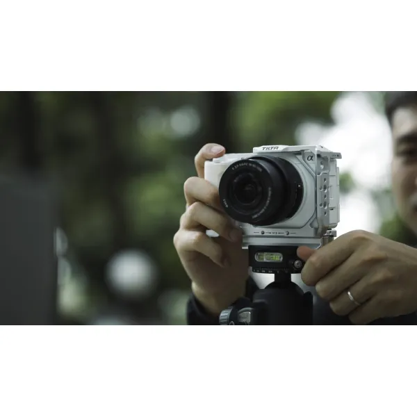 Tilta Klietka na fotoaparát pre súpravu Sony ZV-E1 Pro – strieborná 27728