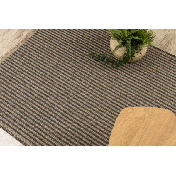 Koberec JUTE 3650 so strapcami čierny / béžový