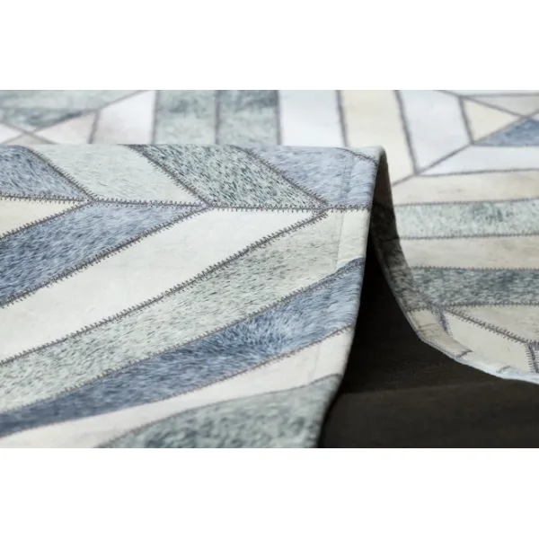 Koberec PATCHWORK 21721 béžový/sivý - imitácia kože krava, geometrický