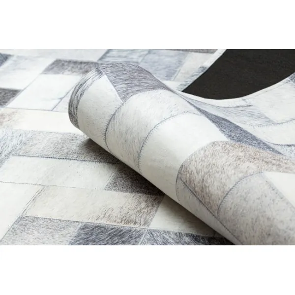 Koberec PATCHWORK 21723 sivý - imitácia kože krava, deski
