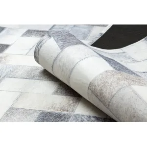 Koberec PATCHWORK 21723 sivý - imitácia kože krava, deski