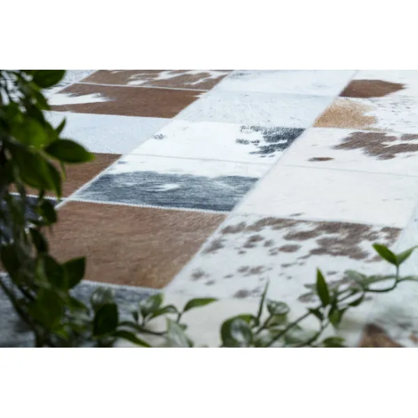 Koberec PATCHWORK 21720 béžový/hnedý - imitácia kože krava, romby