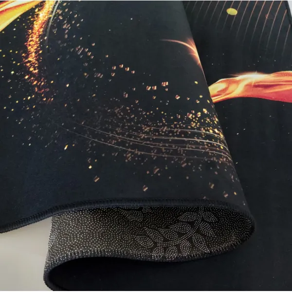 Koberec BLACK and GOLD N 15