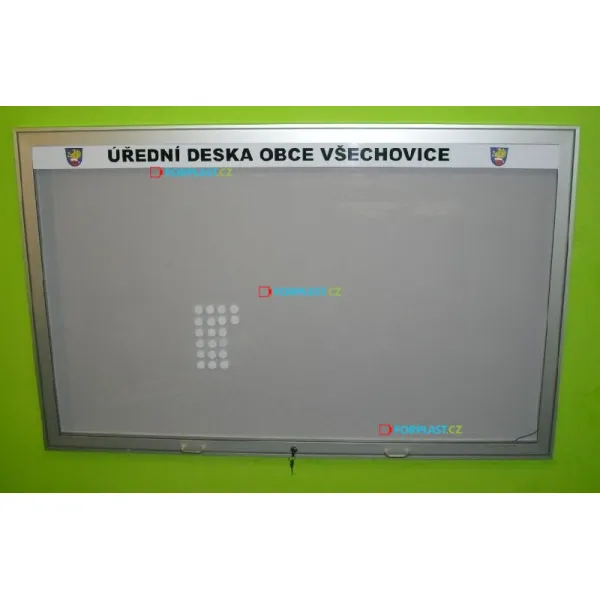 Jednokrídlová vonkajšia vitrína magnetická L60 - 27xA4 / B1000x2000 mm
