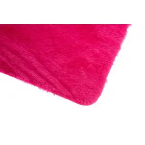 Koberec SILK fuksia