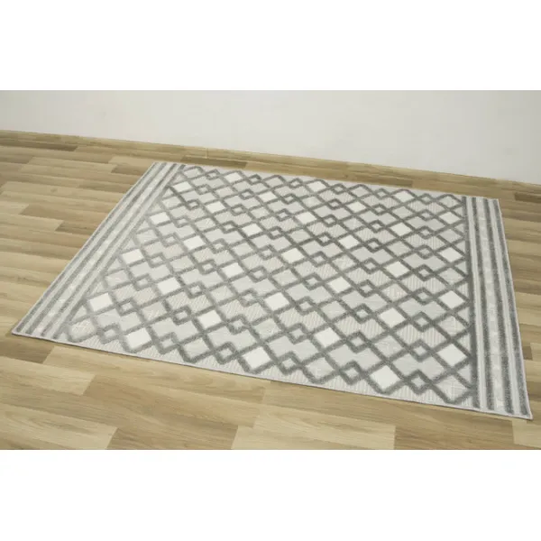 Šnúrkový koberec Stella D418A - Romby Aztec sivý / strieborný