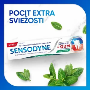 Sensodyne Sensitivity & Gum Caring Mint zubná pasta s fluoridom 75 ml