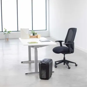 Skartovač Fellowes LX 65 P-4, Cross cut 4x40mm, 10 listov, 22l, Credit Card, čierny