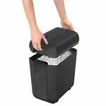 Skartovač Fellowes LX 65 P-4, Cross cut 4x40mm, 10 listov, 22l, Credit Card, čierny