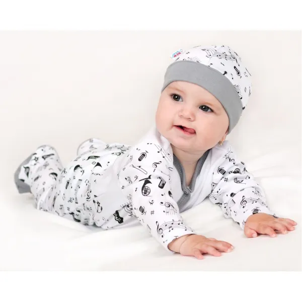 Dojčenská bavlnená čiapočka New Baby Music 68 (4-6m)