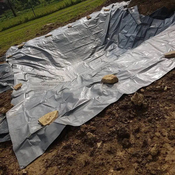 Krycia plachta čierno strieborná 2x2m 260g m2 | jaks