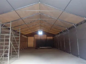 MONTOVANÁ MOBILNÍ HALA PVC 4X6X2M CELOROČNÁ POLAR+ 620G/M2 FR