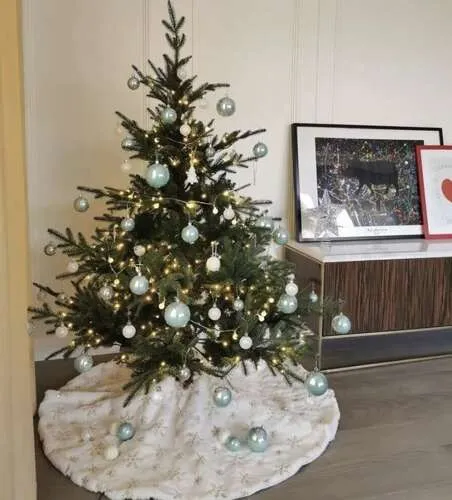 JAKS PODLOŽKA POD VIANOČNÝ STROMČEK BIELO-STRIEBORNÁ 90CM
