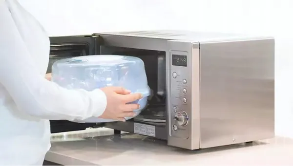 Philips Avent Parný Sterilizátor do mikrovlnky SCF28102