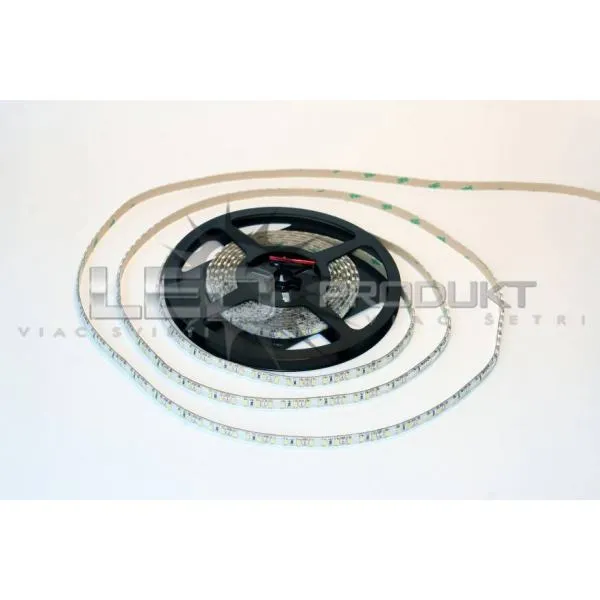 LEDprodukt LED pásik 120LED/m vodeodolný SMD2835 9,6W/m teplá biela IP65 12V