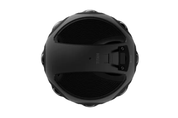 Insta360 Titan INST600