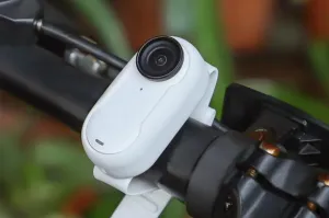 Stablecam Insta360 GO 3 - Držák (bílý) 1INST475