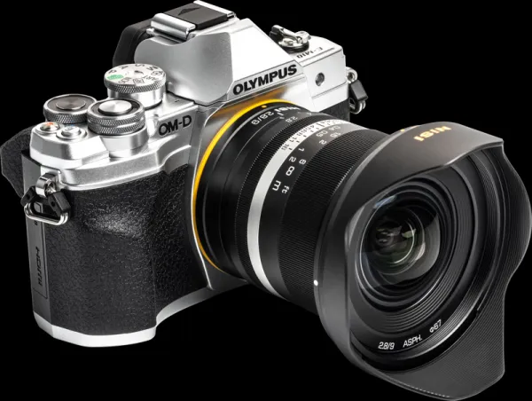 NiSi Lens 9mm F2.8 For APS-C MFT-Mount