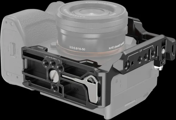 SmallRig 3639 Half Cage For Sony A7IV/ A7SIII/ A7RIV/ A7RV/ A1