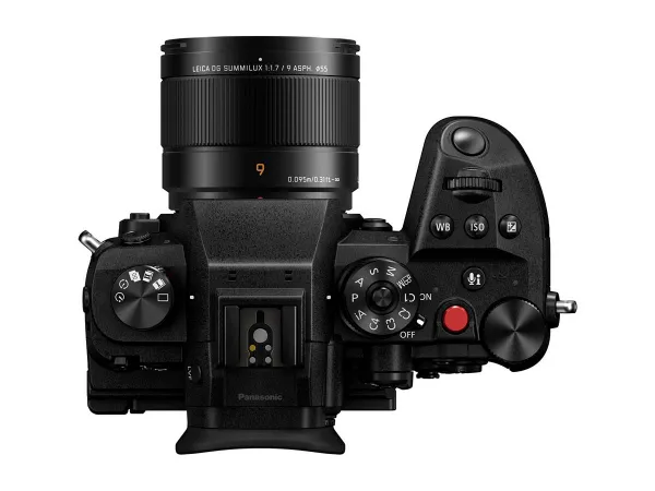 Panasonic LEICA DG SUMMILUX 9mm / F1,7 Asph. (H-X09) 19054