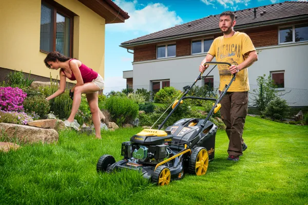 Rotačná kosačka Riwall PRO RPM 5135
