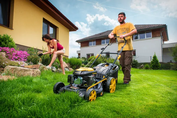 Rotačná kosačka Riwall PRO RPM 5135