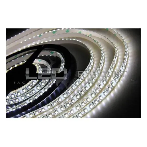 LEDprodukt 5m LED pásik 120LED/m vodeodolný SMD2835 9,6W/m studená biela IP65 12V