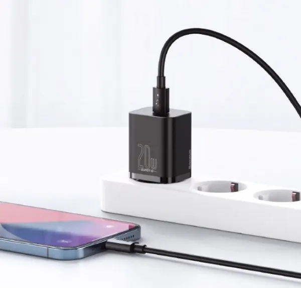 Baseus Super SI sada adaptéra USB-C 20W a kábla USB-C na Lightning 1 m, čierna