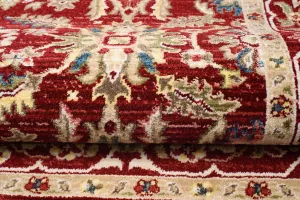 DECOREUM Koberec EE58B RIVIOLI červená Rozmery (v): 160x225